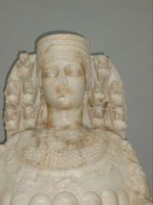 20030612selaukefes-mazesiartemis-heykeli03