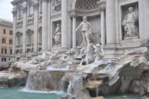 Roma Fontana De Trevi (Aşk Çeşmesi)
