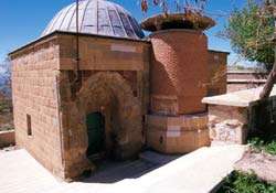 elazığ.harput.arap baba türbesi.1