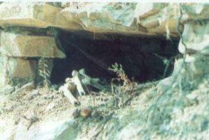 ayancık.istifan kaya mezarları.1