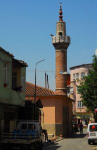 balat-tahta-minare-camii-1
