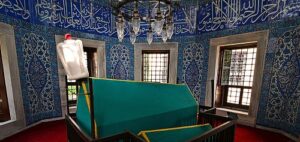 rustem-pasa-turbesi-1