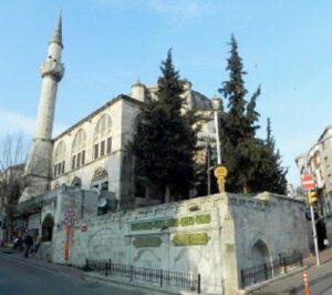 mesih-mehmet-pasa-camisi-1