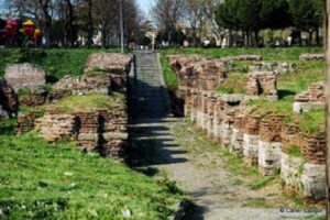 ayios-kilisesi-kalintilari-1