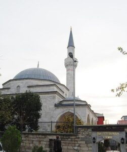 iskender-pasa-camisi-2