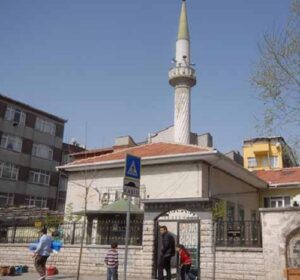 uşakki camii.1