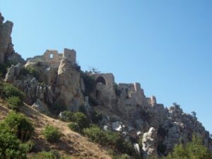 beşparmak dağları.st hilarion kalesi.2