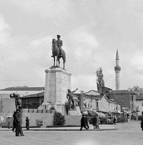 Ankara Ulus ile Kızılay arasında Tarihe Yolculuk