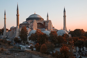 İstanbul Kuruluş Efsanesi