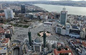 taksim meydani gezi yazisi plani rehberi ornegi turlari butik oteller