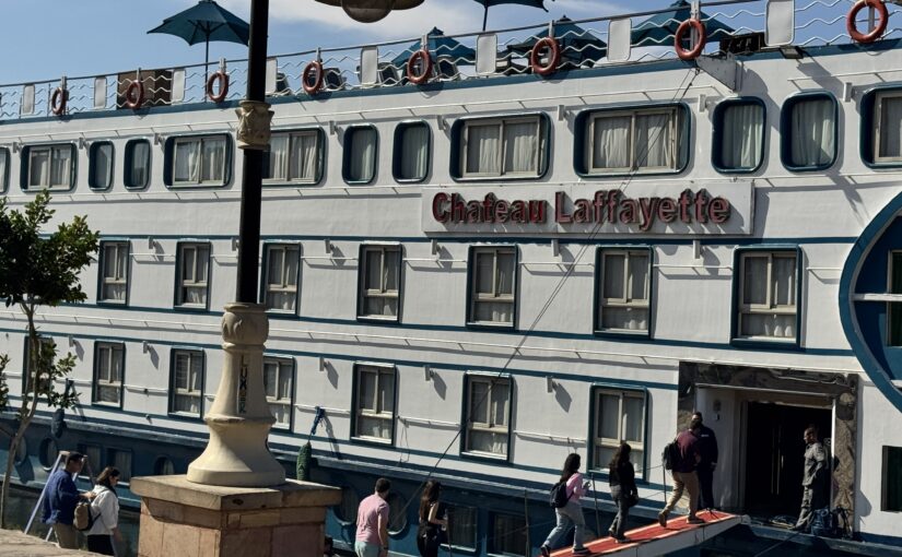 Mısır Nil nehri Cruise Gemileri